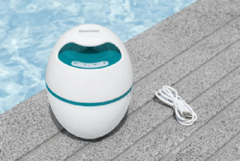 רמקול בלוטוט נטען לבריכה עם אורות